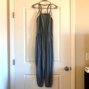 Mossimo Gray romper size Medium